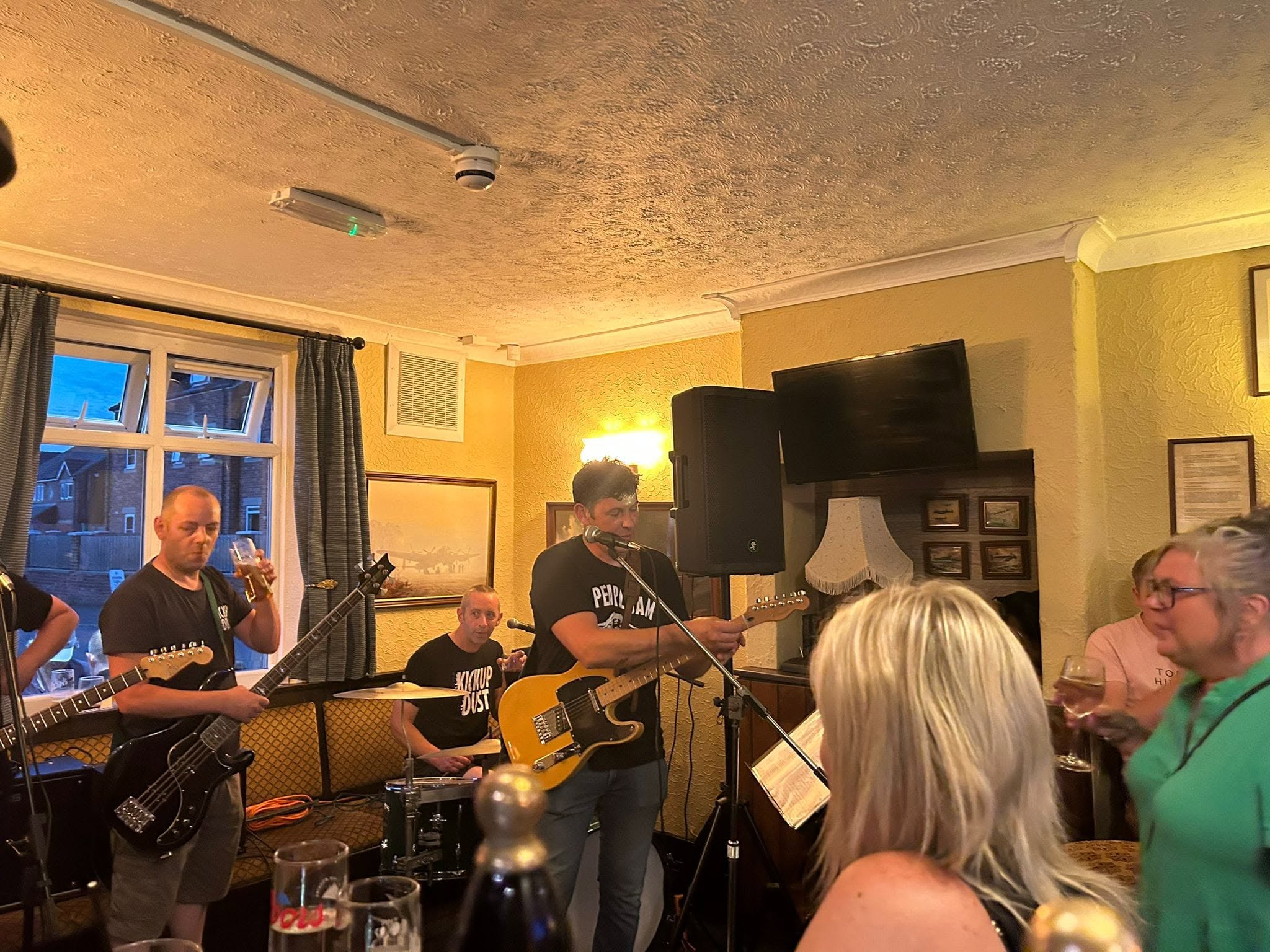 Live music at the Flyer